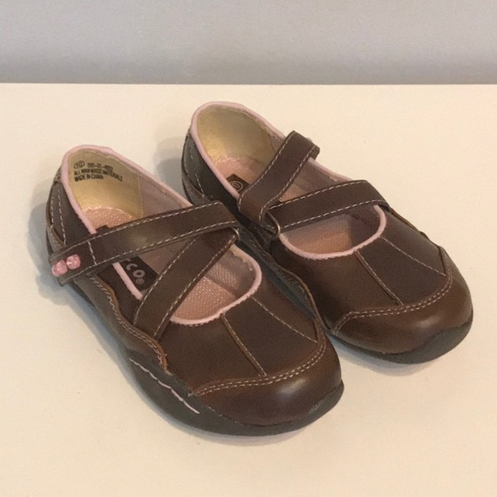 NWOT Brown and Pink Circo Toddler Strapped Walkers
